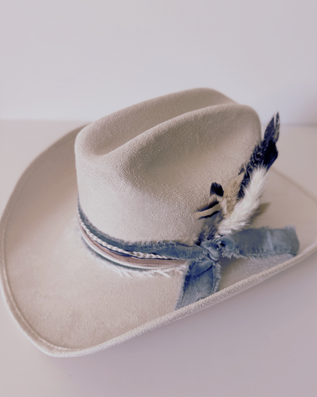 Ivory Vegan Suede Western Texana Hat for Women with Feathers