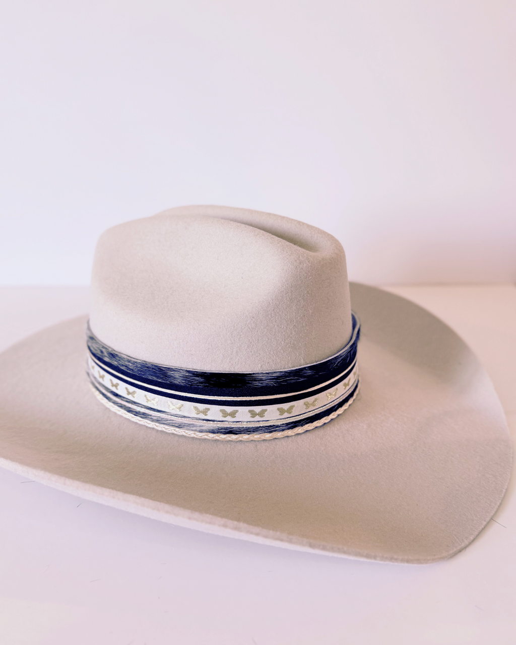 100% Wool Cowgirl Hat, Ivory, Cow Hide Band