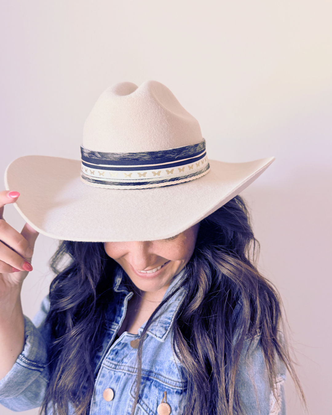 100% Wool Cowgirl Hat, Ivory, Cow Hide Band
