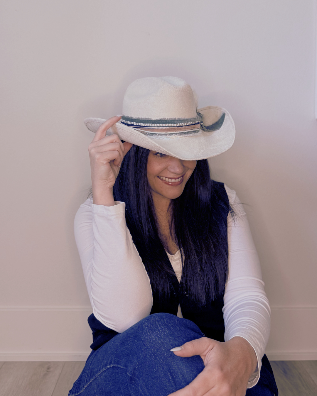Ivory Vegan Suede Western Texana Hat for Women with Feathers